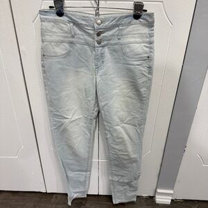 Refuge Light Wash High Waisted Skinny Jeans